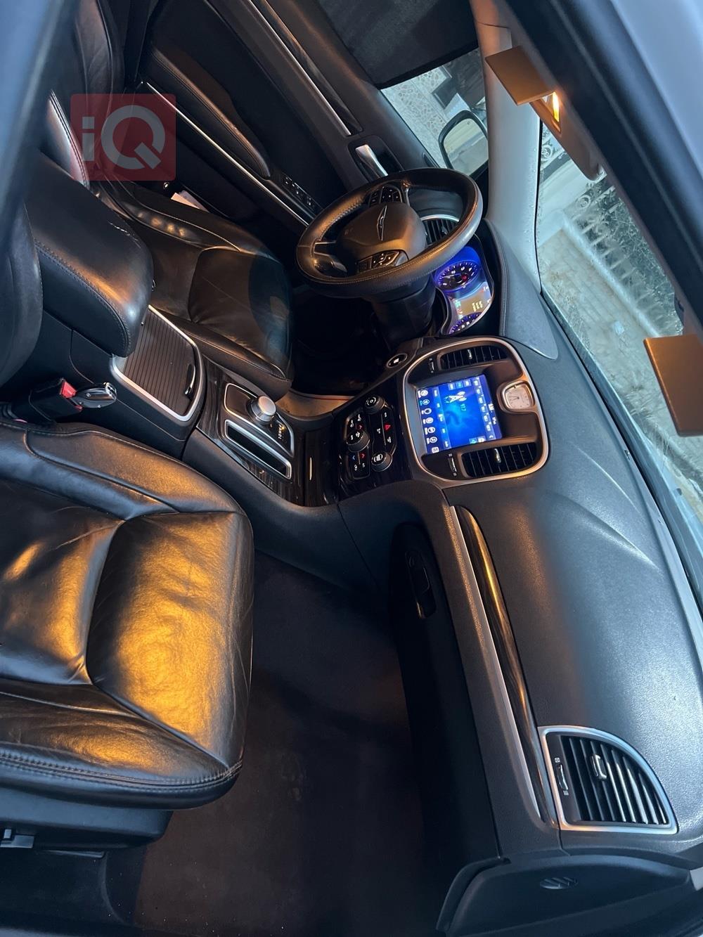 کرایسلەر 300